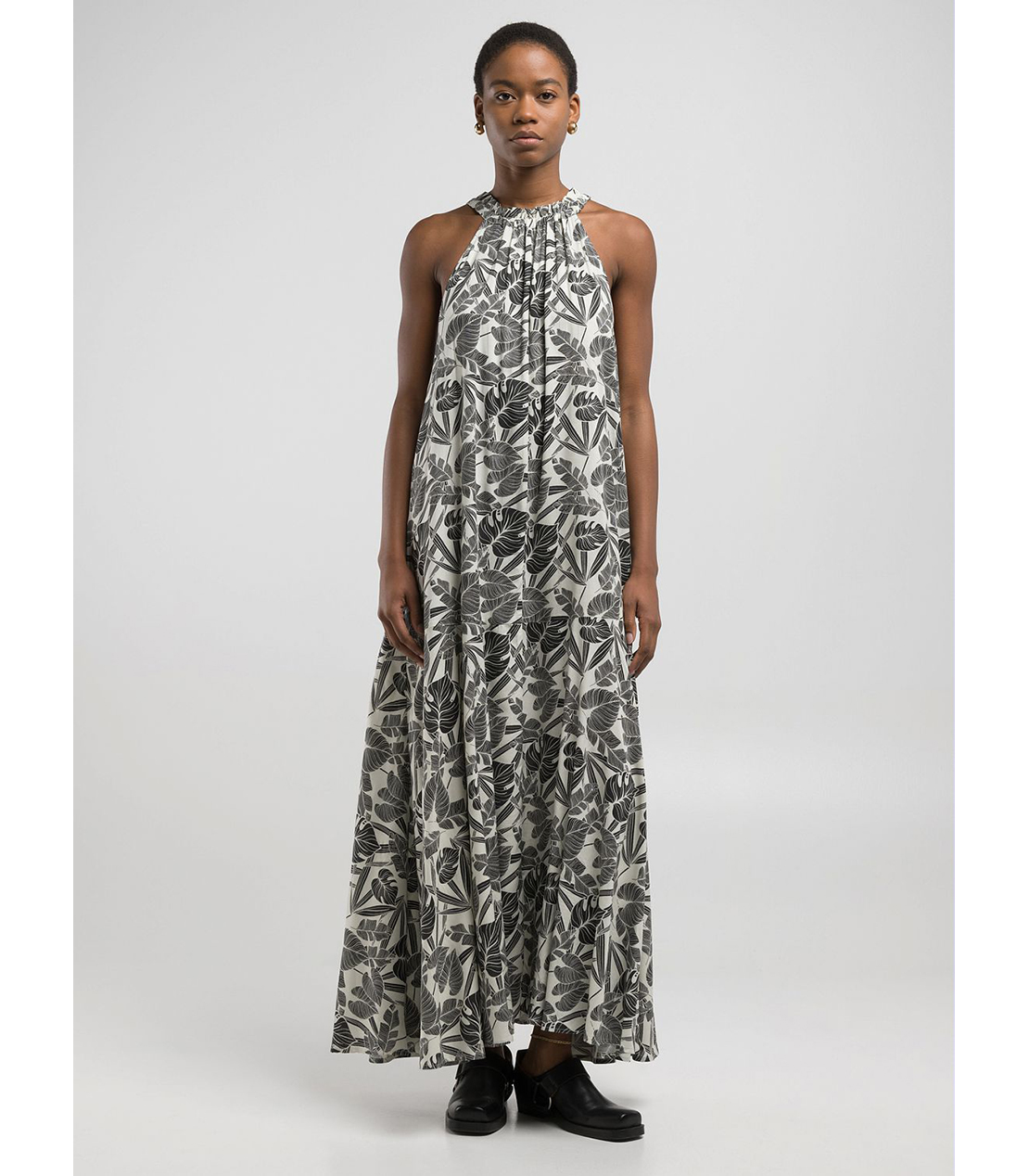 ハワイアンプリント Aラインロングドレス 詳細画像 ブラックホワイト 3